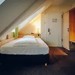 Europa 3*