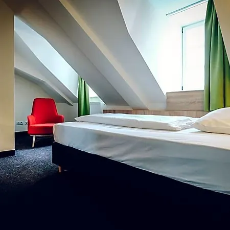 فندق Europa 3*